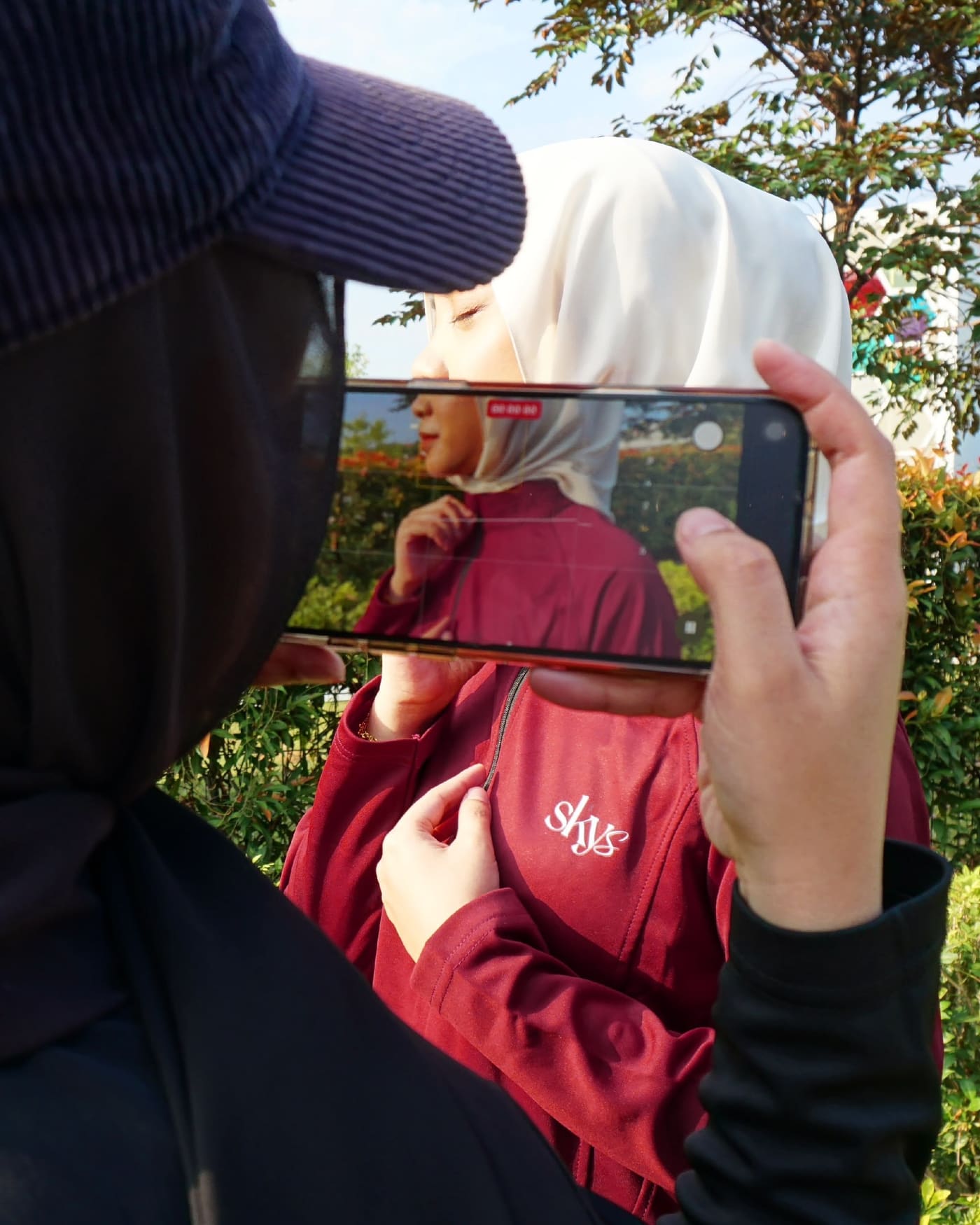 Behind the scenes — photographing the After Sunset half-zip